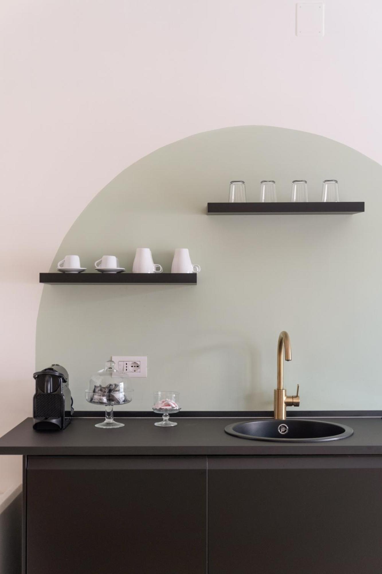 Starhost - Golden Suite Salerno Luaran gambar